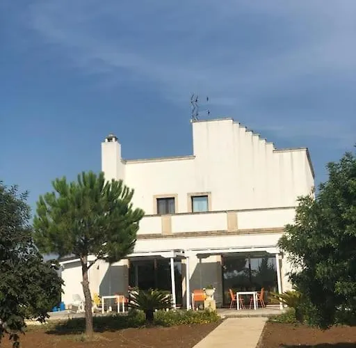 Villa Tenuta Terraluna Cutrofiano